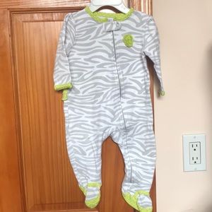 Just One You Footie One-Piece — 9M 👶🏻